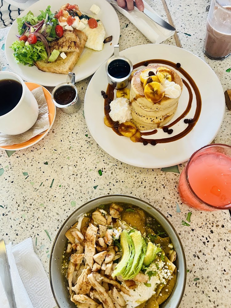 Rico's Café · Zona Dorada