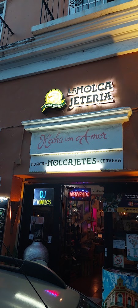La Molcajeteria