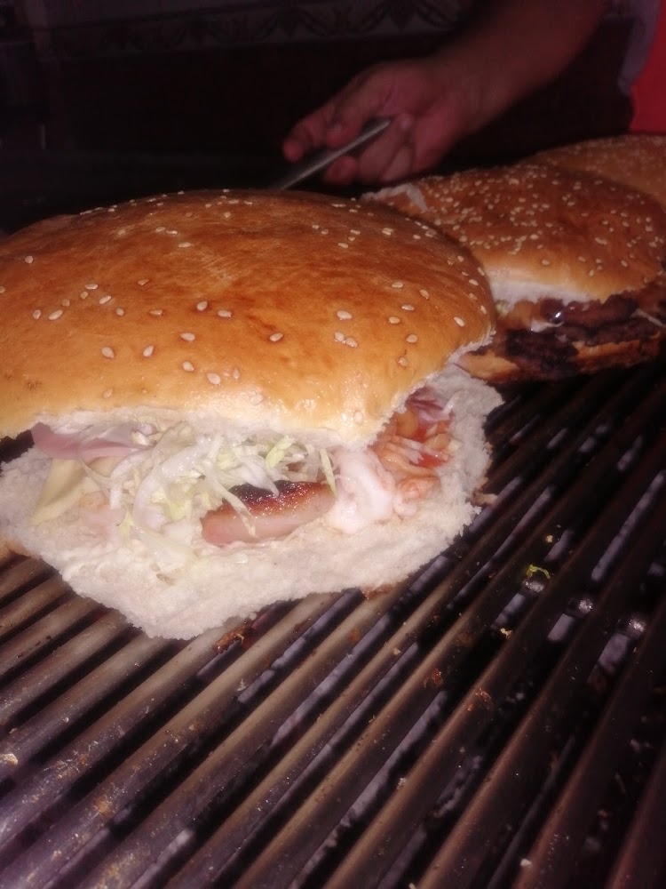 Hamburguesas al Carbon Guvi
