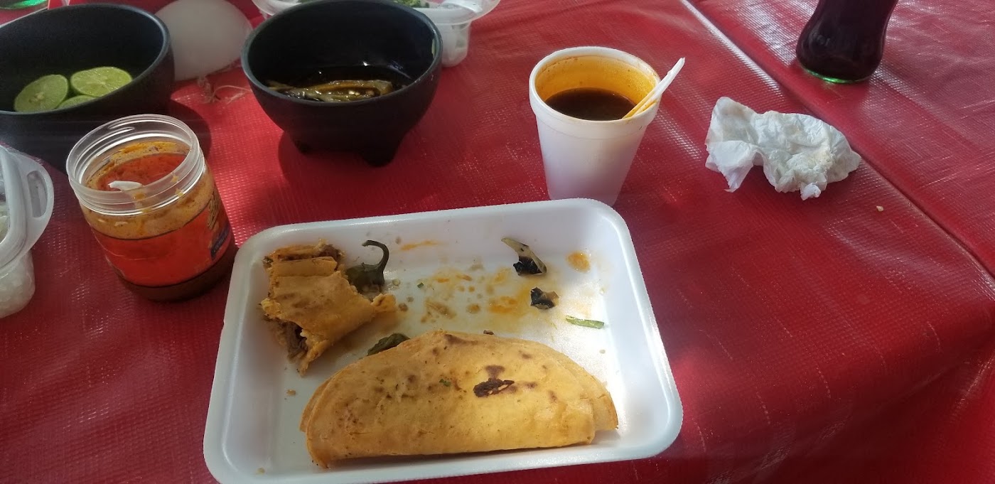 Tacos De Birria "La Vecina"
