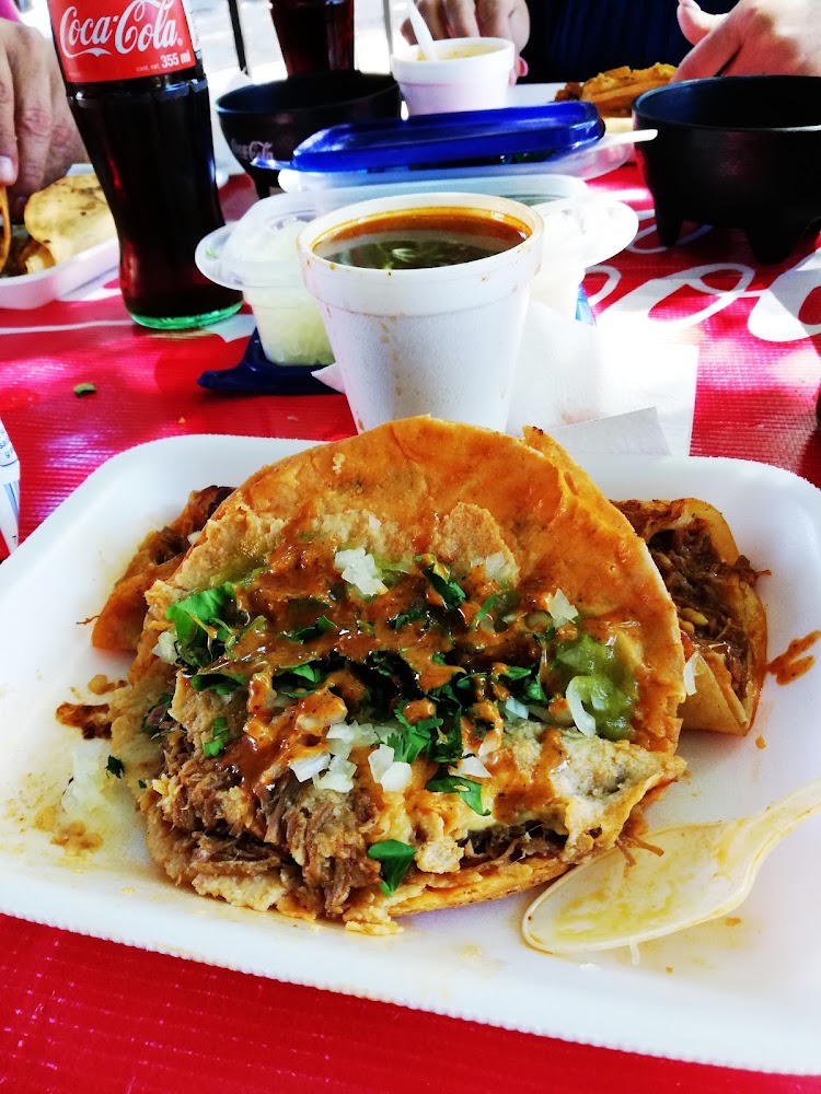 Tacos De Birria "La Vecina"