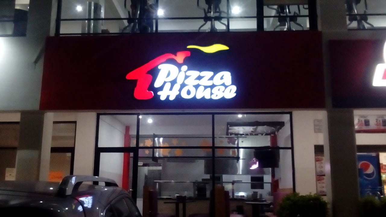 Magos Pizza Sucursal Diamante