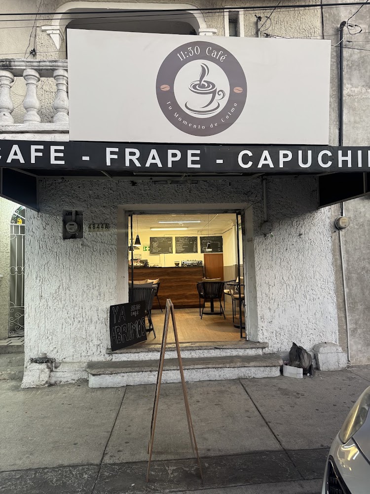 11:30 Café