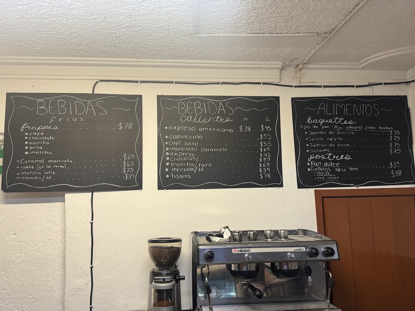 11:30 Café