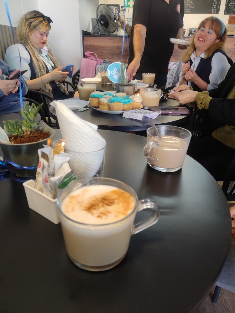 11:30 Café
