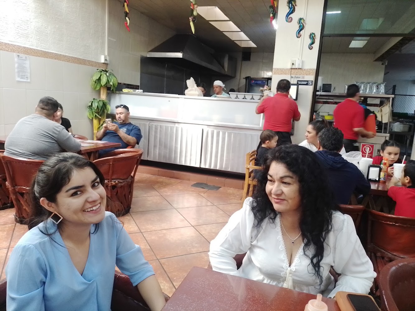 Mariscos La Bandera
