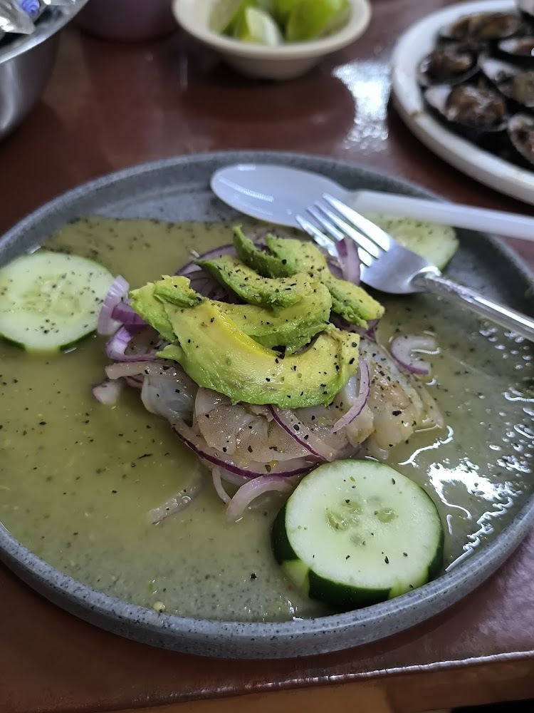 Mariscos La Bandera