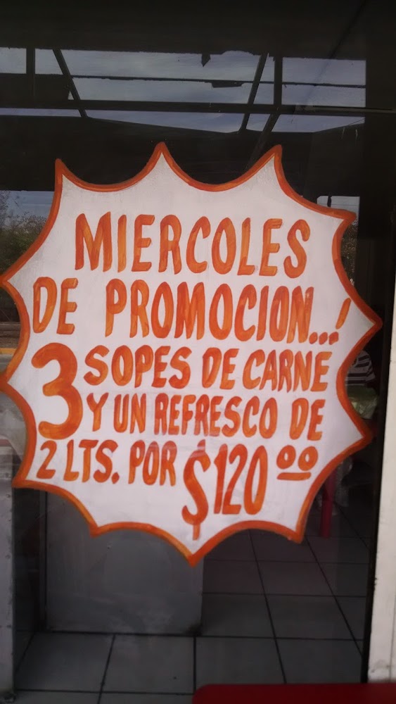 Sopes "El Chuy"