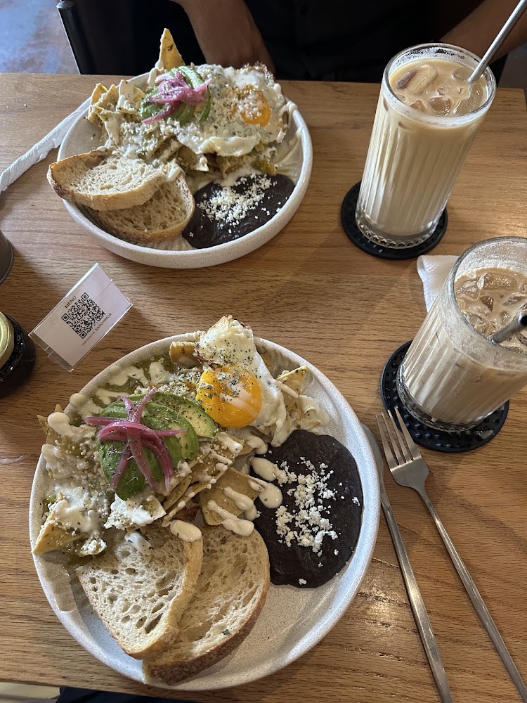 DailyShot Café