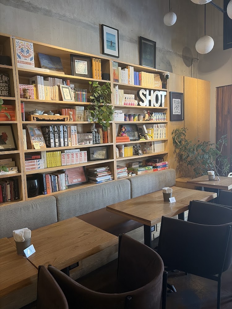 DailyShot Café