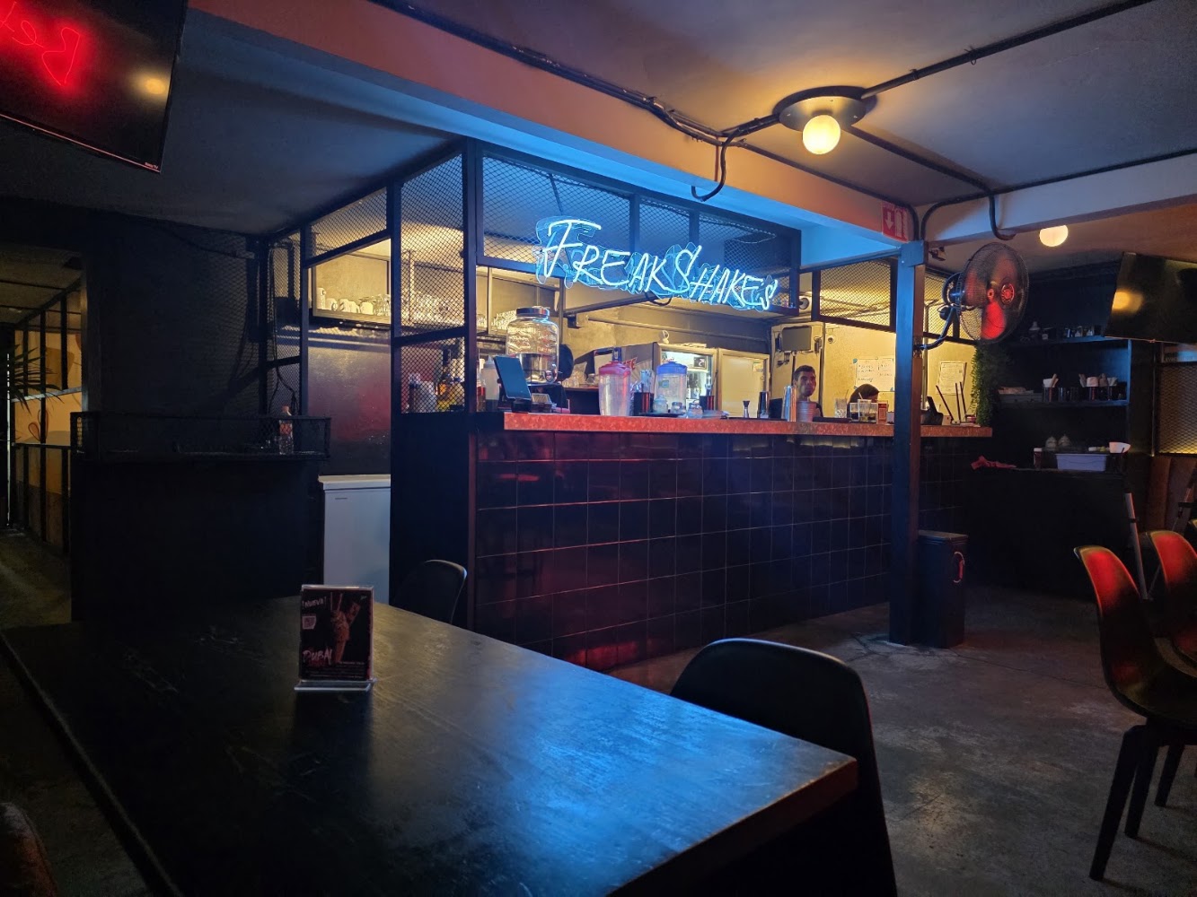 Louie Burger Chapalita