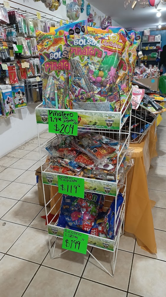 Dulcería La Piñata
