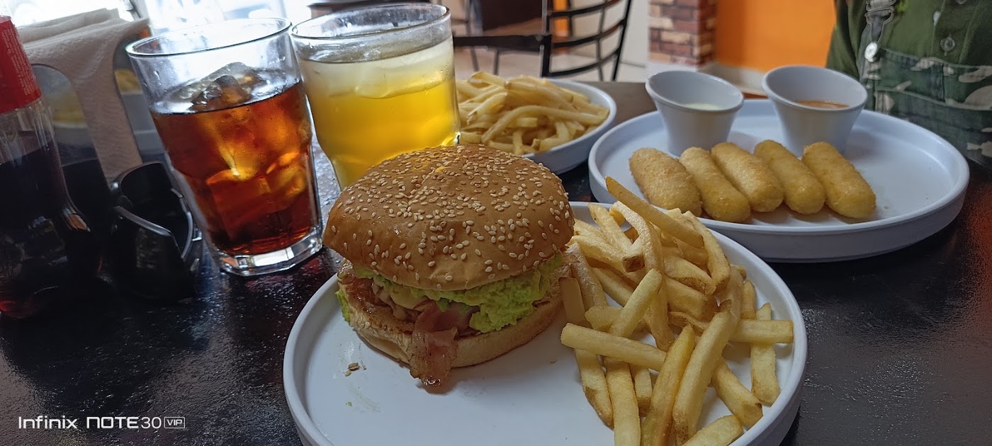 Js burgers and more