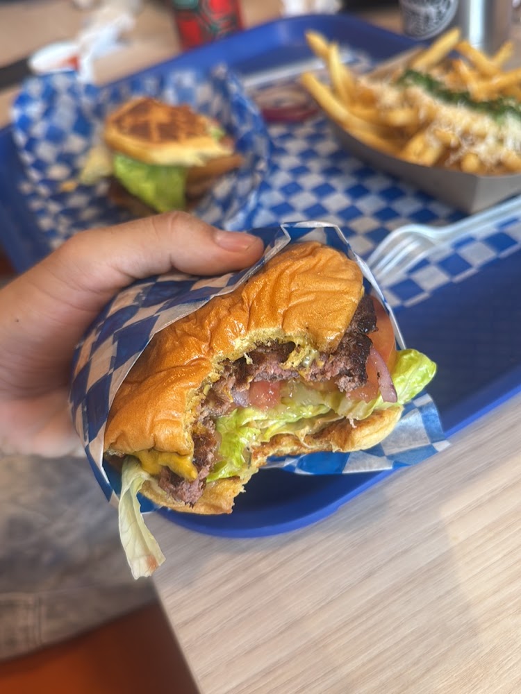 Eureka Burgers Chapalita