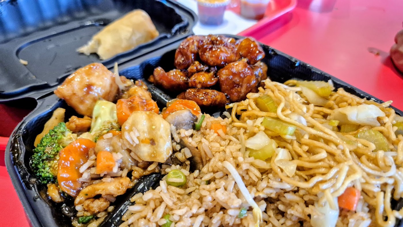 Qin Oriental Food D’Lucca