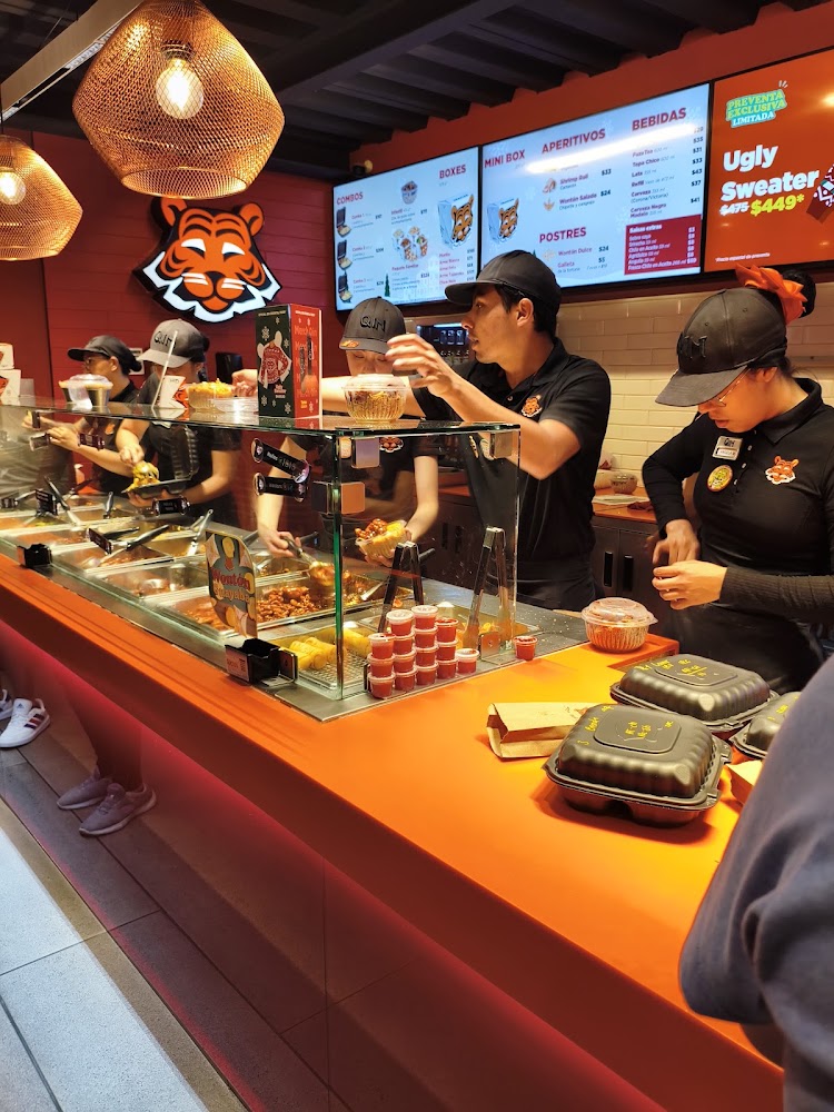 Qin Oriental Food D’Lucca