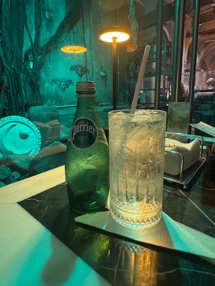 Abaco Social Bar