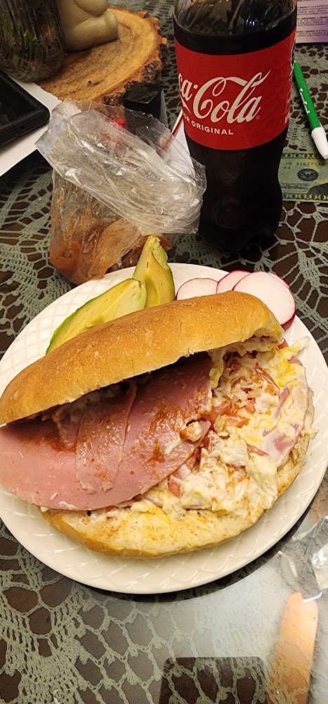 Tortas Don Lupito