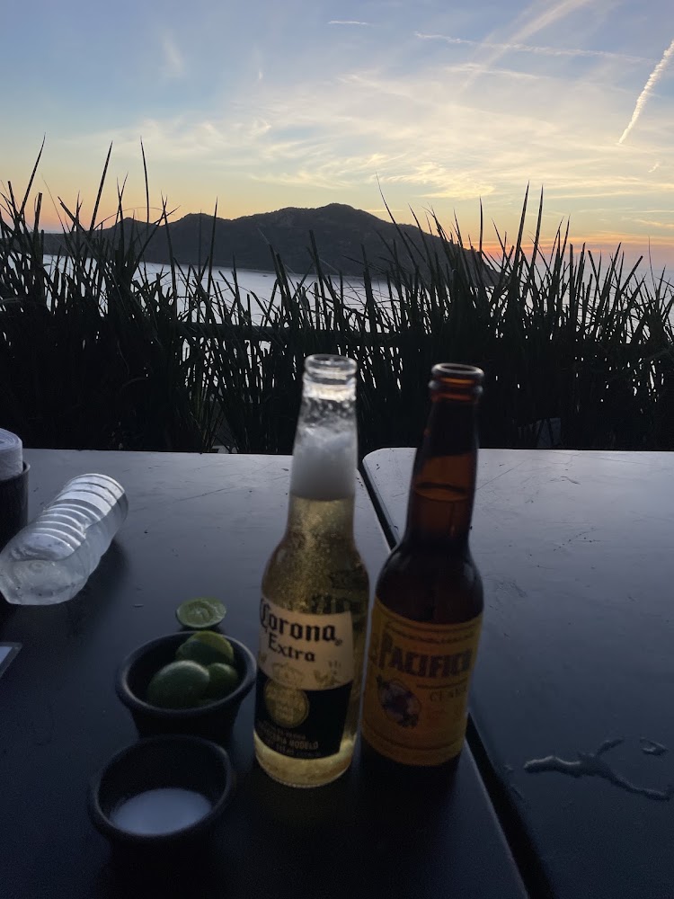 Bar 15