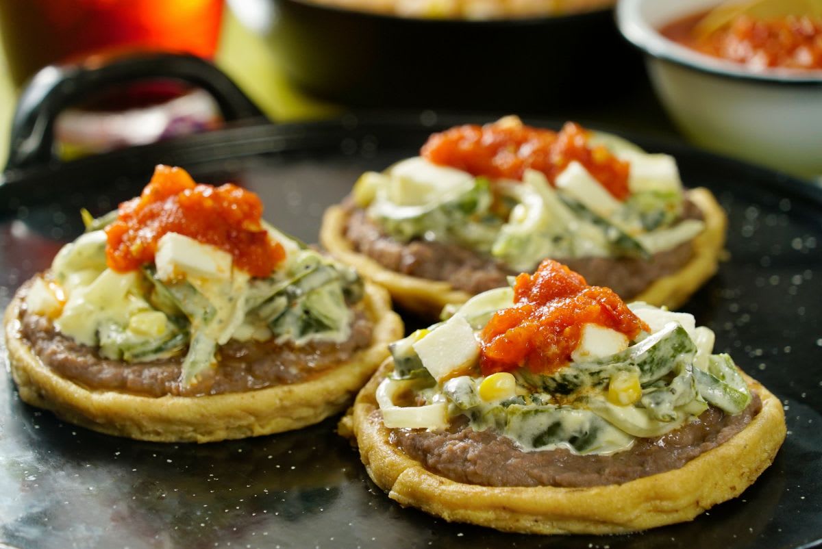 Sopes y Tortas