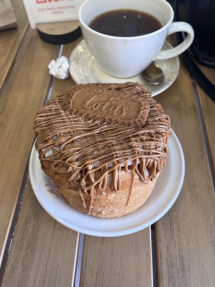 Azalea Coffee & Bakery