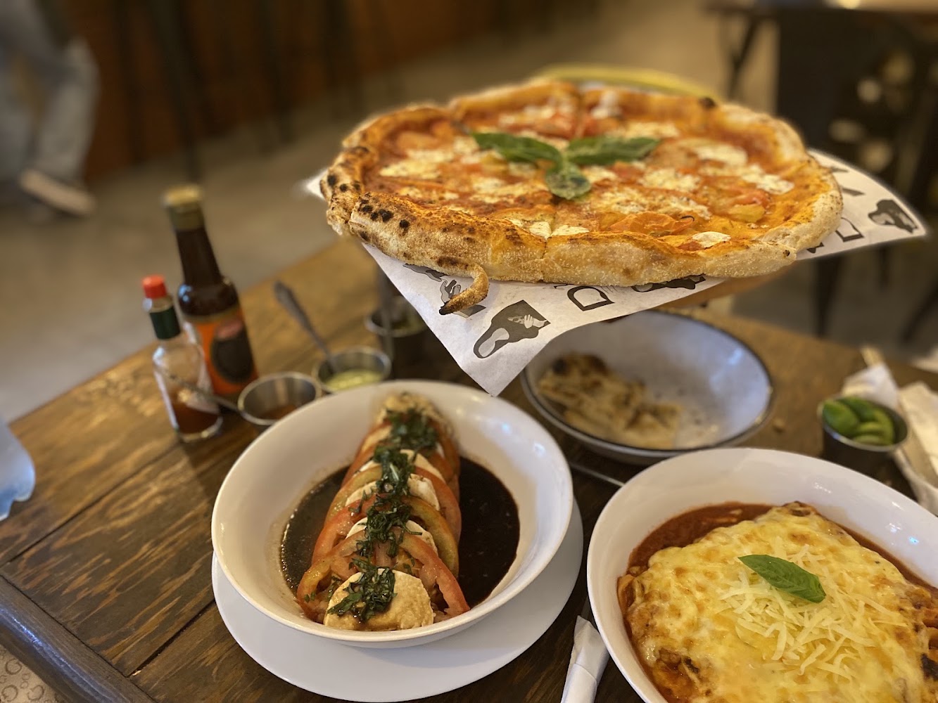 Di Napoli Pizza Estilo Napolitana