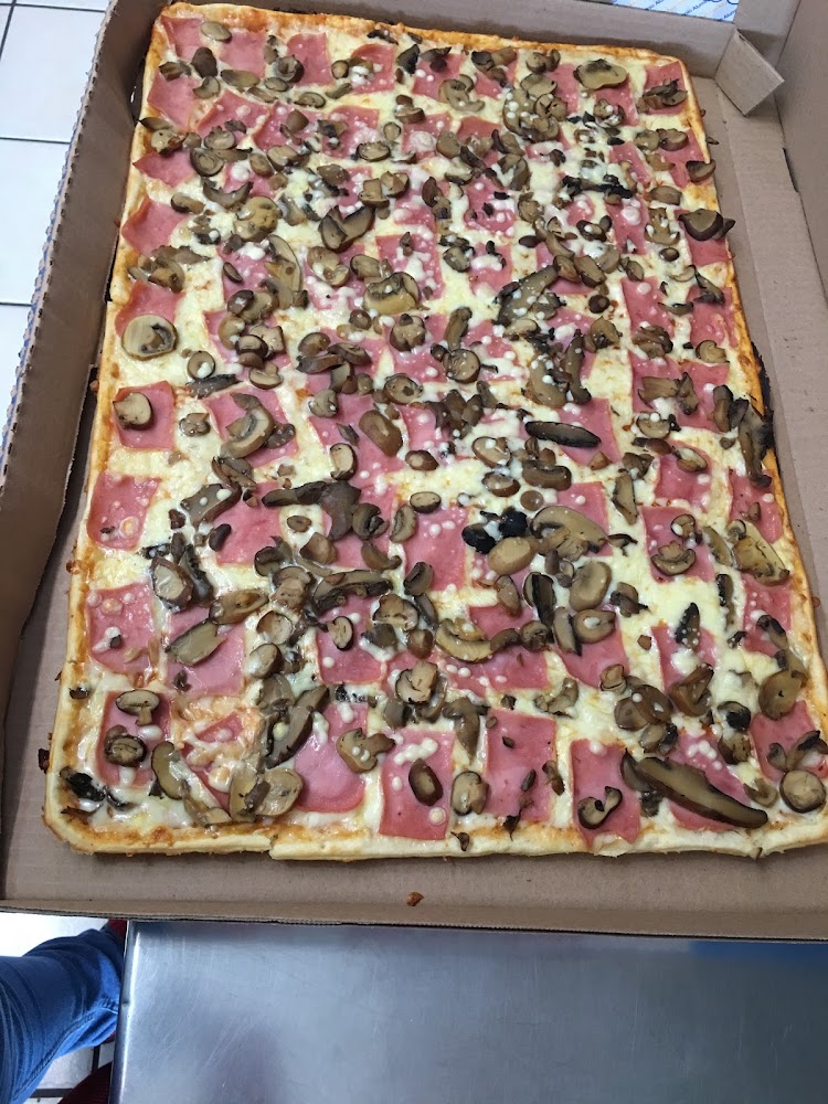 Sanalona Pizzas y Sushi