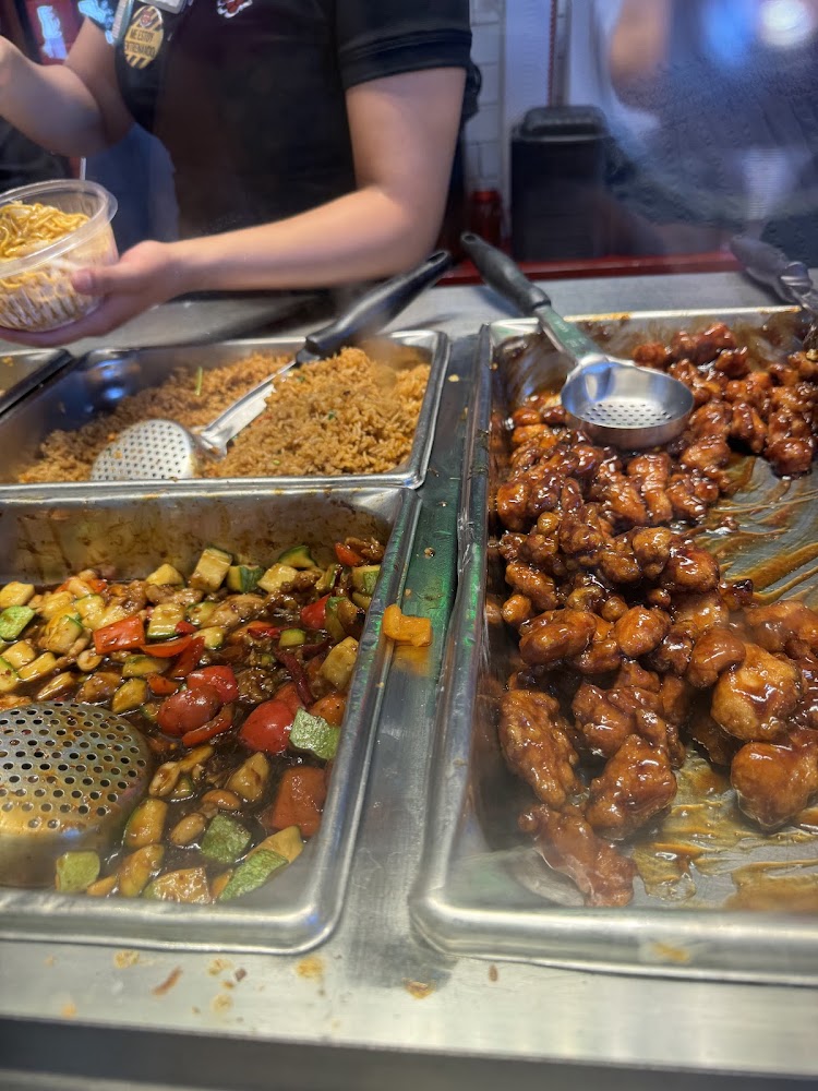Qin Oriental Food Plaza Patria