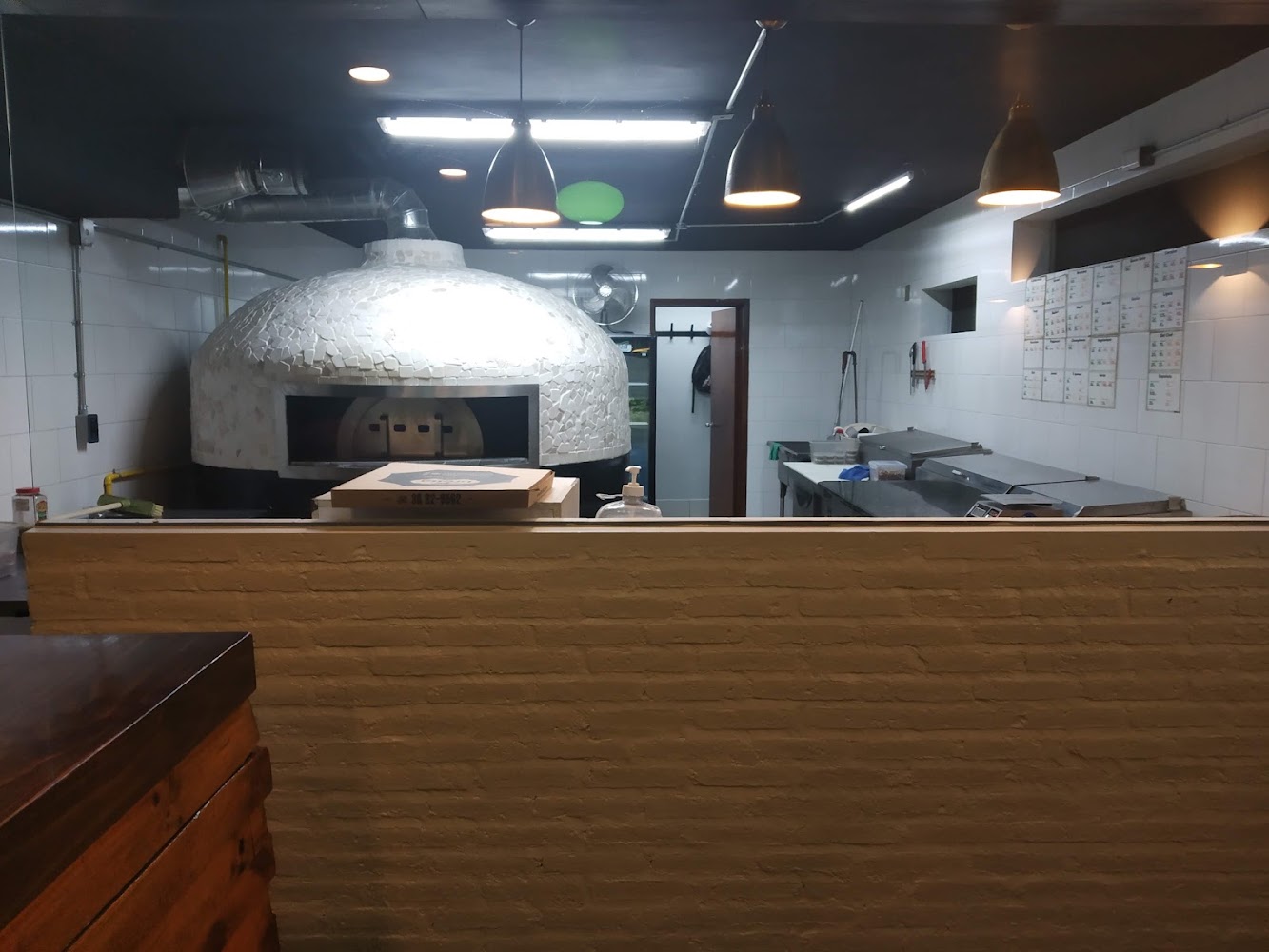 Pizzería Bretta Sucursal Naciones Unidas