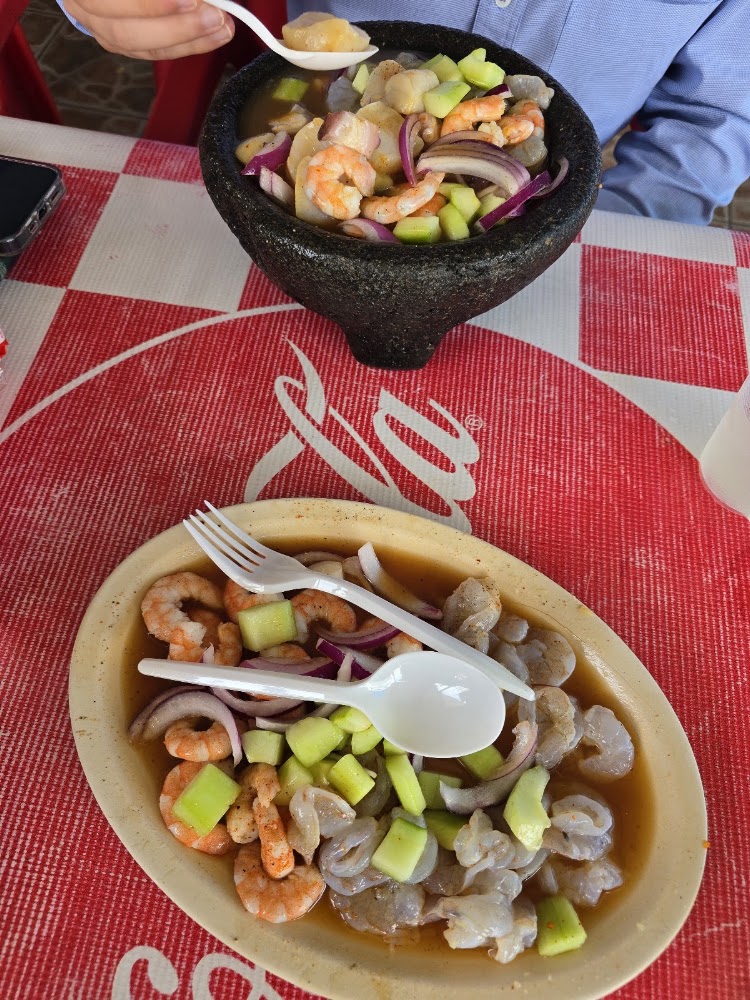 Mariscos El Compadre Güero