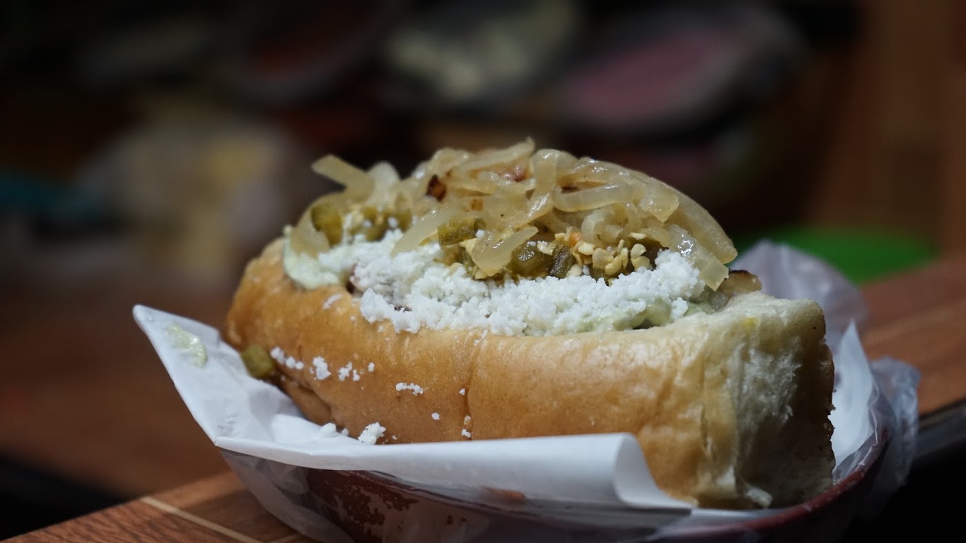 Hot Dogs Perla’s