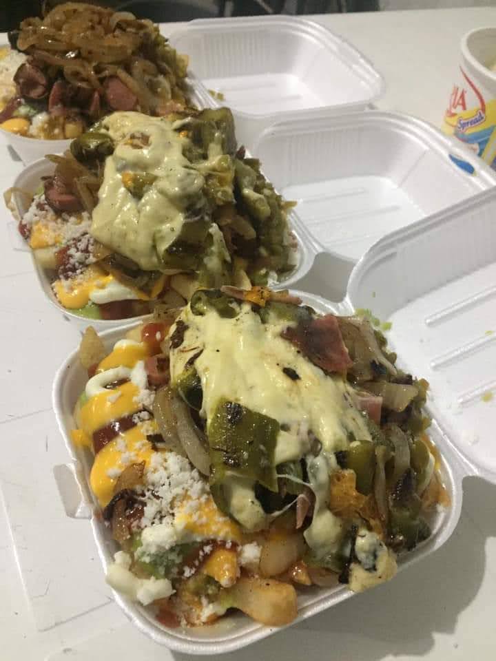Hot Dogs Perla’s