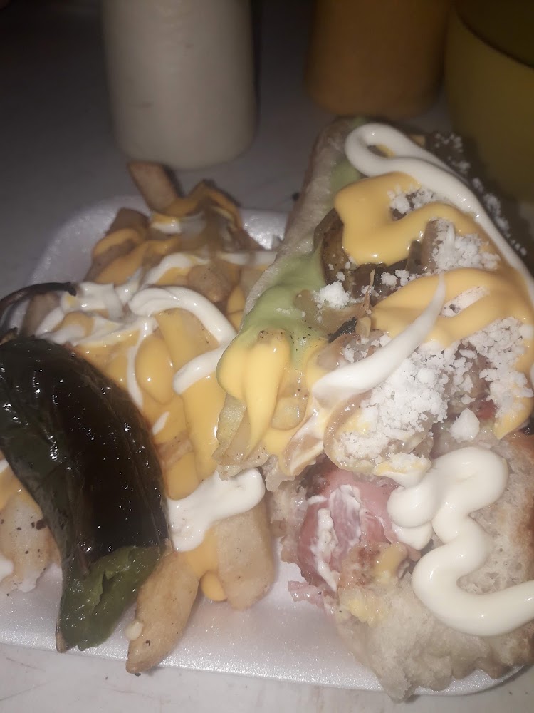 Hot Dogs Perla’s