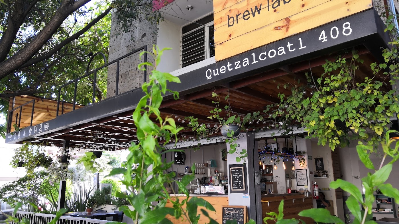 BrewLab Café