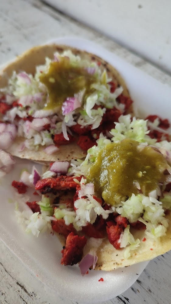 Tacos de adobada el tinaco lopez