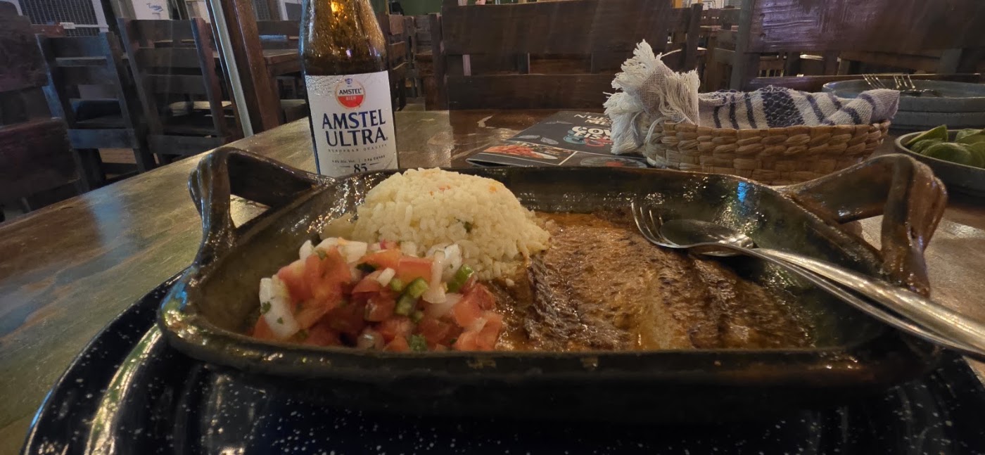 Cow Fish Mariscos y Mas