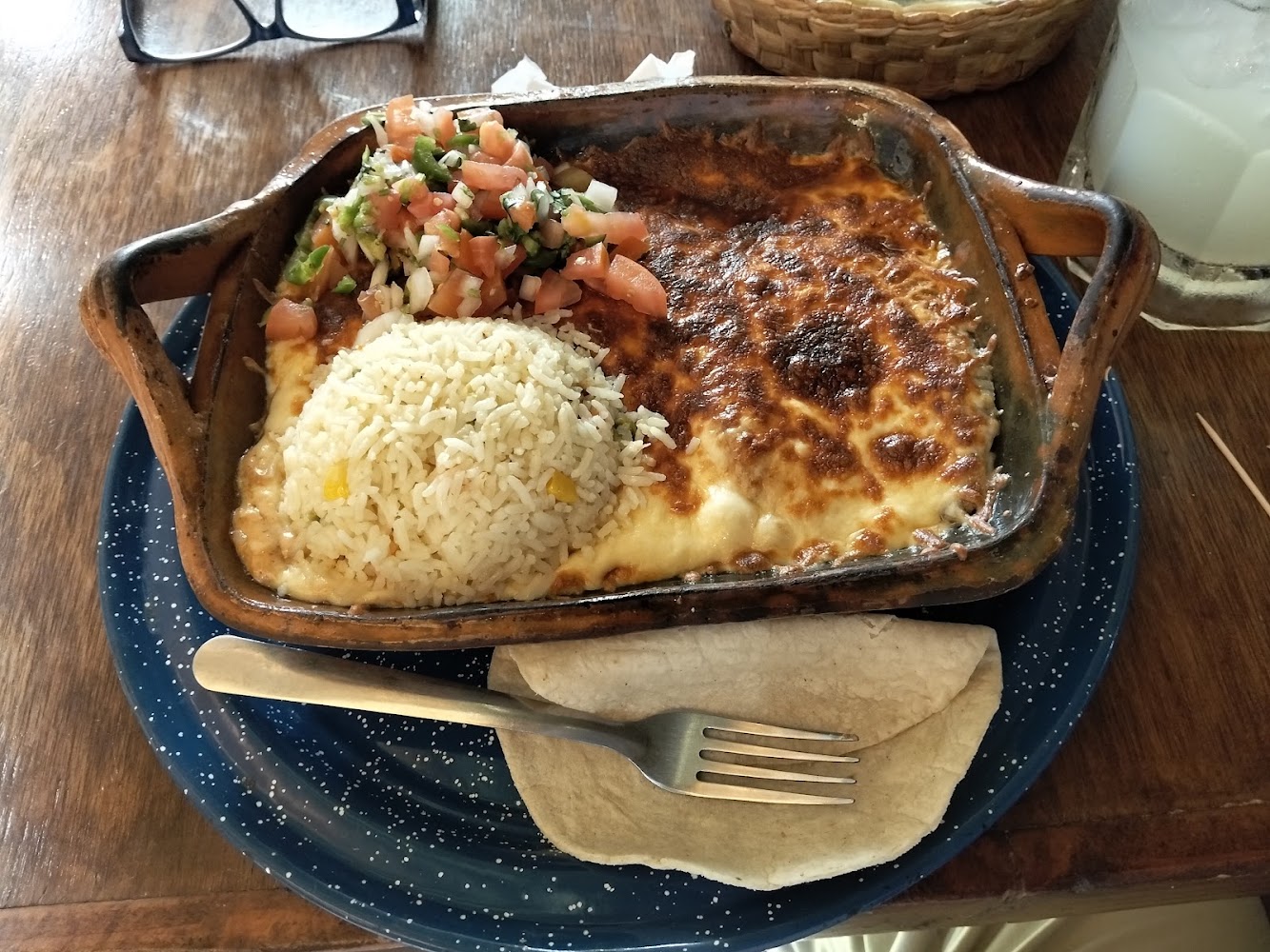 Cow Fish Mariscos y Mas