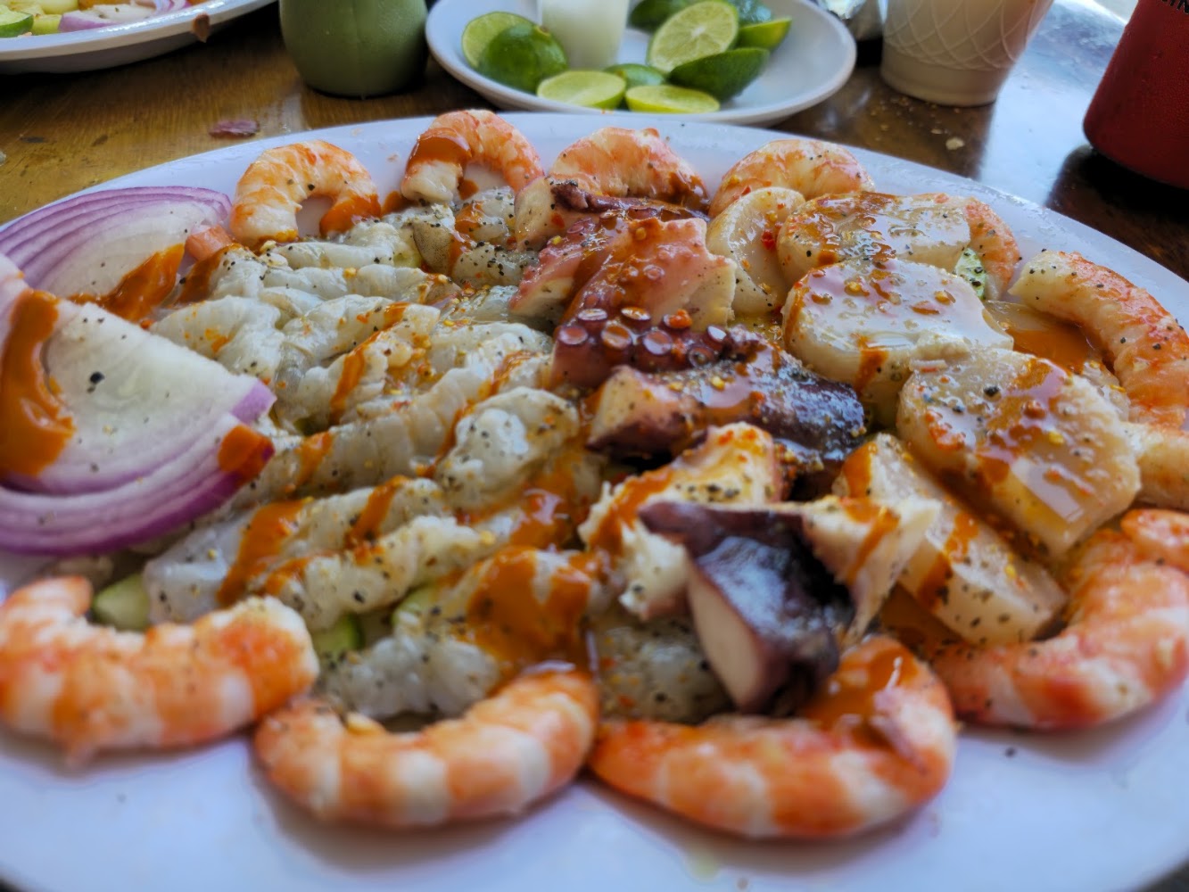 Mariscos Real Pacífico suc. Quirino Ordaz