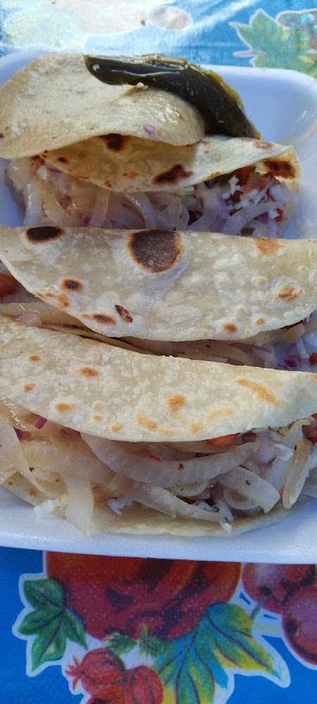 Taquería " LAS PLEBES"