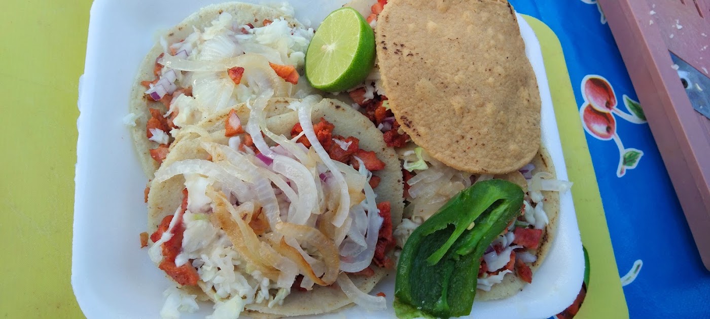 Taquería " LAS PLEBES"
