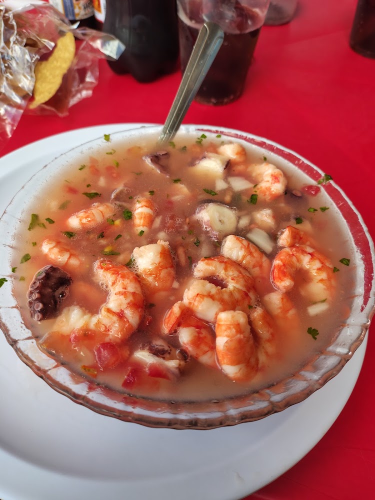 Mariscos Y Clamatos La Rana