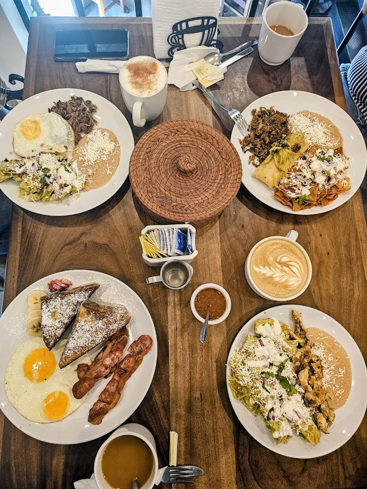 Esinti Café