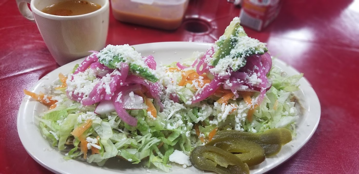 Cenaduria mayte