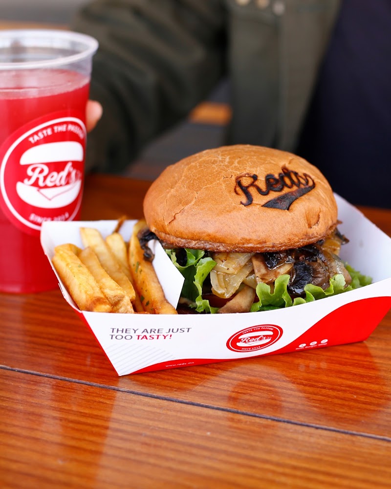 Red's Burger Shop Tchaikovsky