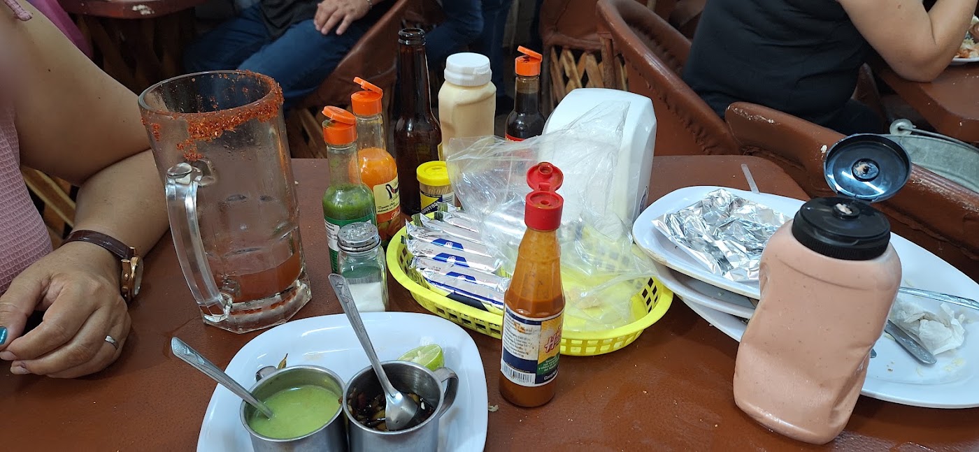 Mariscos Tampico