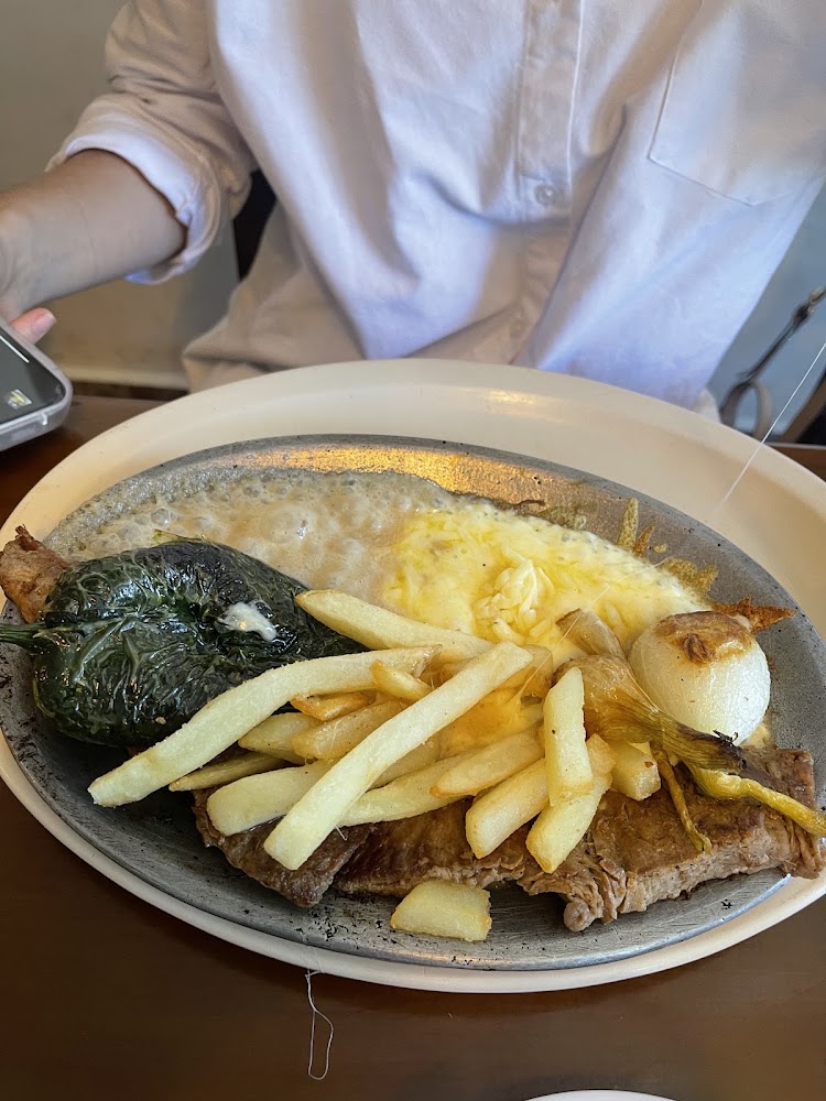 La Esquina del Cabrito Restaurant