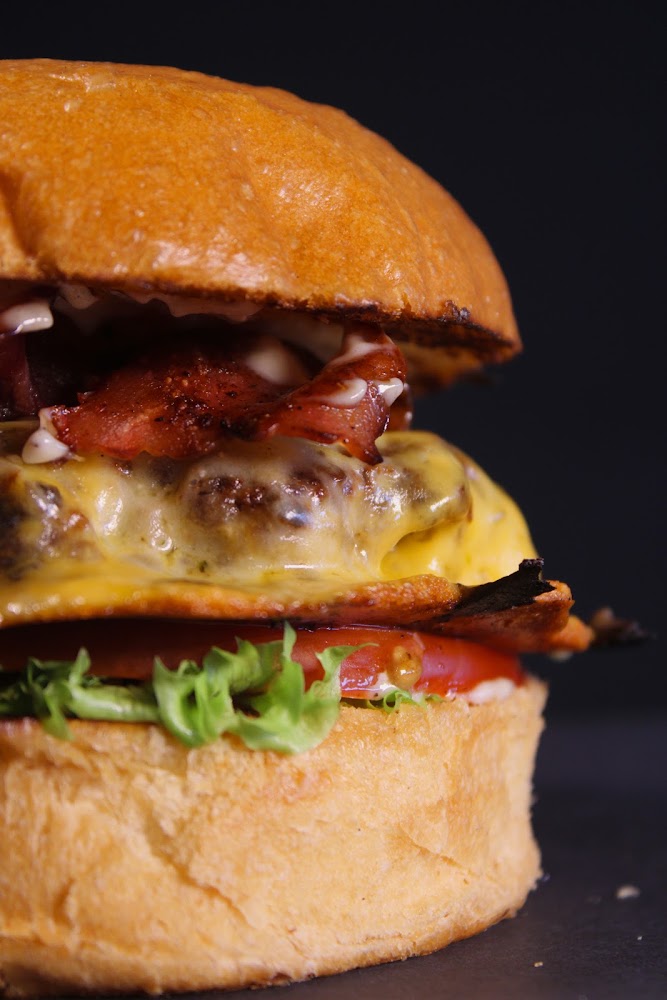 HUNGER artisan burgers
