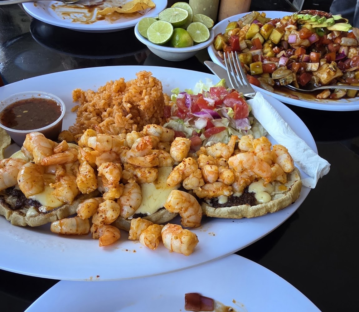 Mariscos Marea Negra Real Pacífico