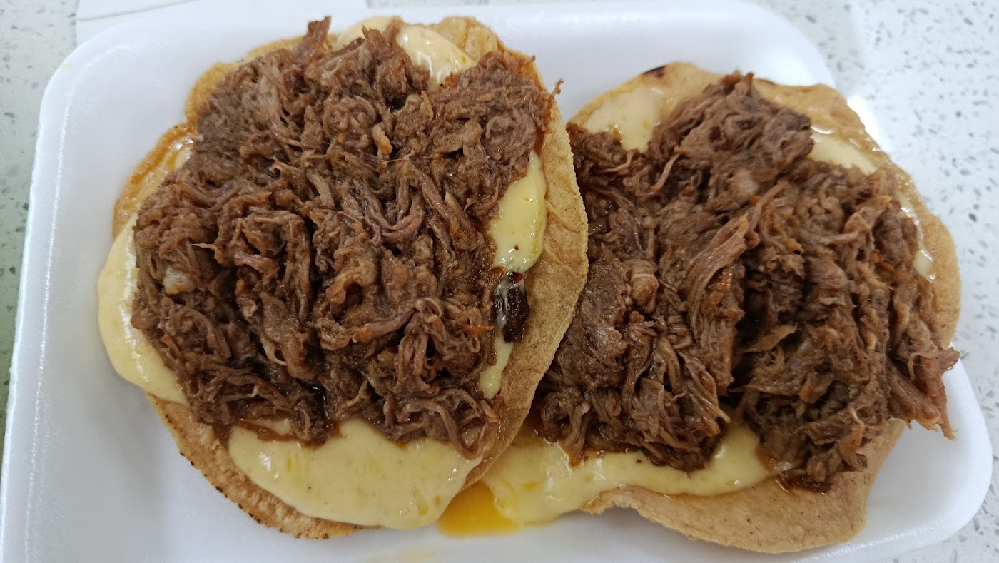 Tacos de Birria "La Comadre"