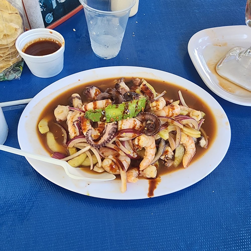Aguachiles y Callos "El Tocayo"